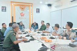 Pemkot Padangsidimpuan ajak  TNI atasi persoalan sampah secara Inovatif