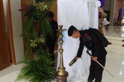 Tim Gegana sterilisasi dua gereja di Bantul jelang Paskah