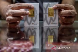 Harga emas melonjak hingga Rp1,980 juta/gram