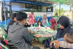 Warga Belo Laut antusias berobat gratis Mobil Sehat Timah