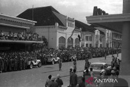 Bandung Baheula: Nyawa melayang di depan "Javasch Bank Pieterspark" atau Taman Vanda!