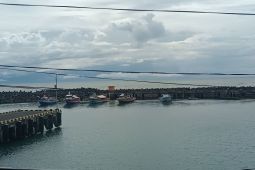 BMKG: Waspadai gelombang tinggi wilayah perairan kepulauan Sulut