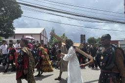 Prosesi jalan salib, simbol penghayatan iman