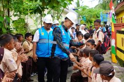 Energi bersih PLN hadir terangi Pulau Satangnga Takalar