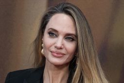 Kembali, aktris Angelina Jolie dukung rakyat Gaza