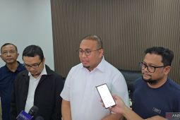 Semen Padang usul gunakan wasit asing untuk laga papan bawah