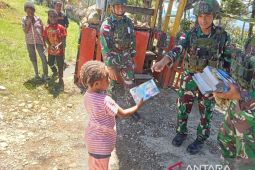 Satgas Yonif 641/Bru dorong literasi anak-anak di Papua Pegunungan