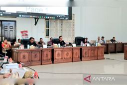 DPRD Barsel bahas efisiensi anggaran 2025