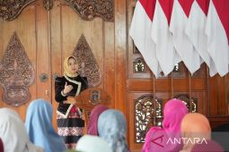 Peringati Hari Kartini, Pemkot Mojokerto berikan edukasi pencegahan kanker