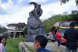 Patung biawak setinggi tujuh meter dibangun di Wonosobo
