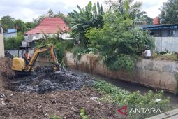 Cegah banjir, DPUTR fokus normalisasi di Kali Sijarak Cirebon