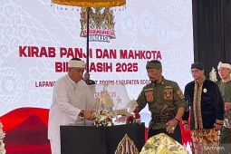 Budayawan serukan perkuat kearifan lokal Kirab Mahkota Binokasih di Bogor