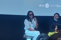Monty Tiwajamin "Mendadak Dangdut" Anya Geraldine bukan "remake"