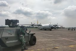 Kopasgat TNI AU diterjunkan  evakuasi penumpang Saudi Airlines yang mendarat darurat di Kualanamu