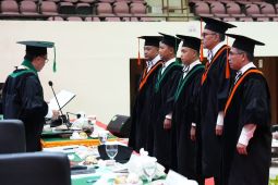 USK tambah lima guru besar