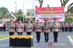 Kapolres Batu Bara pimpin sertijab dan wisuda purna bhakti, tegaskan komitmen Polri Presisi