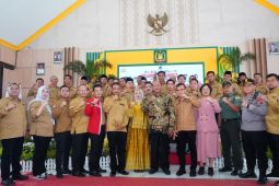 Bupati Langkat Syah Afandin apresiasi kepengurusan Desa Bersatu