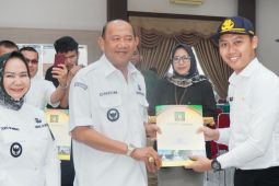 Bupati Langkat serahkan 72 SK CPNS