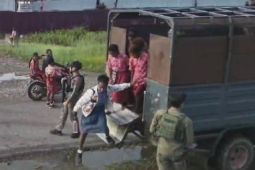 Personel Satgas Damai Cartenz gelar patroli dialogis di Kenyam-Nduga