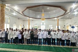 Riza-Debby gelar silaturahmi dengan jamaah calon haji Bangka Selatan