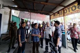 Wabup Sarolangun turun langsung tertibkan PKL yang lewati DMJ