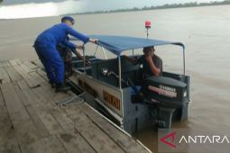 Polda Sumsel bantu evakuasi warga pesisir  ke rumah sakit