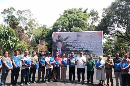 PTPN III (Persero) serahkan 1.000 paket beras ke Warga Sanggau