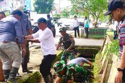 Bupati Sarolangun gelorakan lagi semangat gotong royong membangun solidaritas
