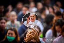 Misa pemakaman Paus Fransiskus di Katedral Notre Dame Paris