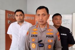 Supir taksi online dihabisi dan dibuang ke Kali Baru, polisi mencari jasadnya