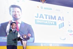 Emil Dardak dorong pejabat manfaatkan AI tunjang pelayanan publik
