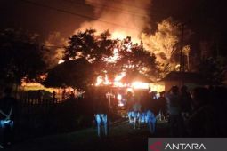 Rumah milik anggota TNI yang gangguan jiwa di Bima terbakar