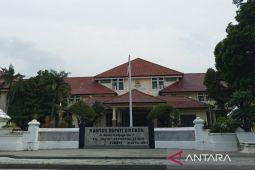 Pemkab Cirebon mempercepat pembentukan Kopdes Merah Putih di seluruh desa