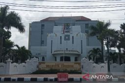 Pemkot Cirebon memanfaatkan lagu "Warung Pojok" untuk lestarikan budaya