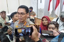Polda Jatim periksa sejumlah saksi kasus dugaan penahanan ijazah