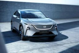 Mazda EZ-60 kantongi 10 ribu pesanan