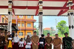 Pemkab Mojokerto berikan bantuan sosial kepada 648 yatim piatu