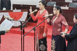 Nisha dan Kabik isi kekosongan kursi DPRD Murung Raya