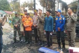 Pemkab Murung Raya bantu korban kebakaran di Desa Muara Untu