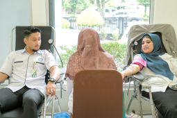 BPJS Ketenagakerjaan gelar donor darah semarakkan serikat pekerja