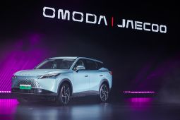Omoda C7 dan C3 resmi meluncur di China