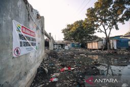 Tiga terduga pelaku pungli di Pasar Gedebage Bandung diamankan polisi
