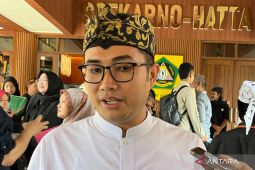 Ketua DPRD Bogor Sastra Winara lepas keberangkatan perdana jemaah calon haji