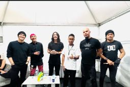 Ribuan penonton padati konser "Laskar Cinta" di Surabaya