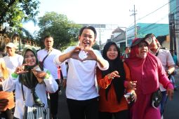 Pemkab Jember gelar peringatan "May Day" dengan jalan sehat