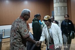 Pemkab Mimika pulangkan 21 pencari kerja diterlantarkan PT HAL