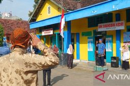Pelaku seni budaya di Kediri ramaikan Hardiknas