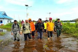 1,268 houses in Batola flooded, Regent tries to overcome