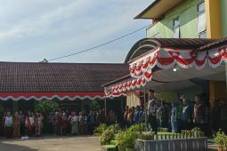 Ria Norsan pastikan permudah akses pendidikan untuk semua anak