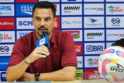 Meski kalah beruntun, Carlos Pena minta suporter tetap dukung Persita